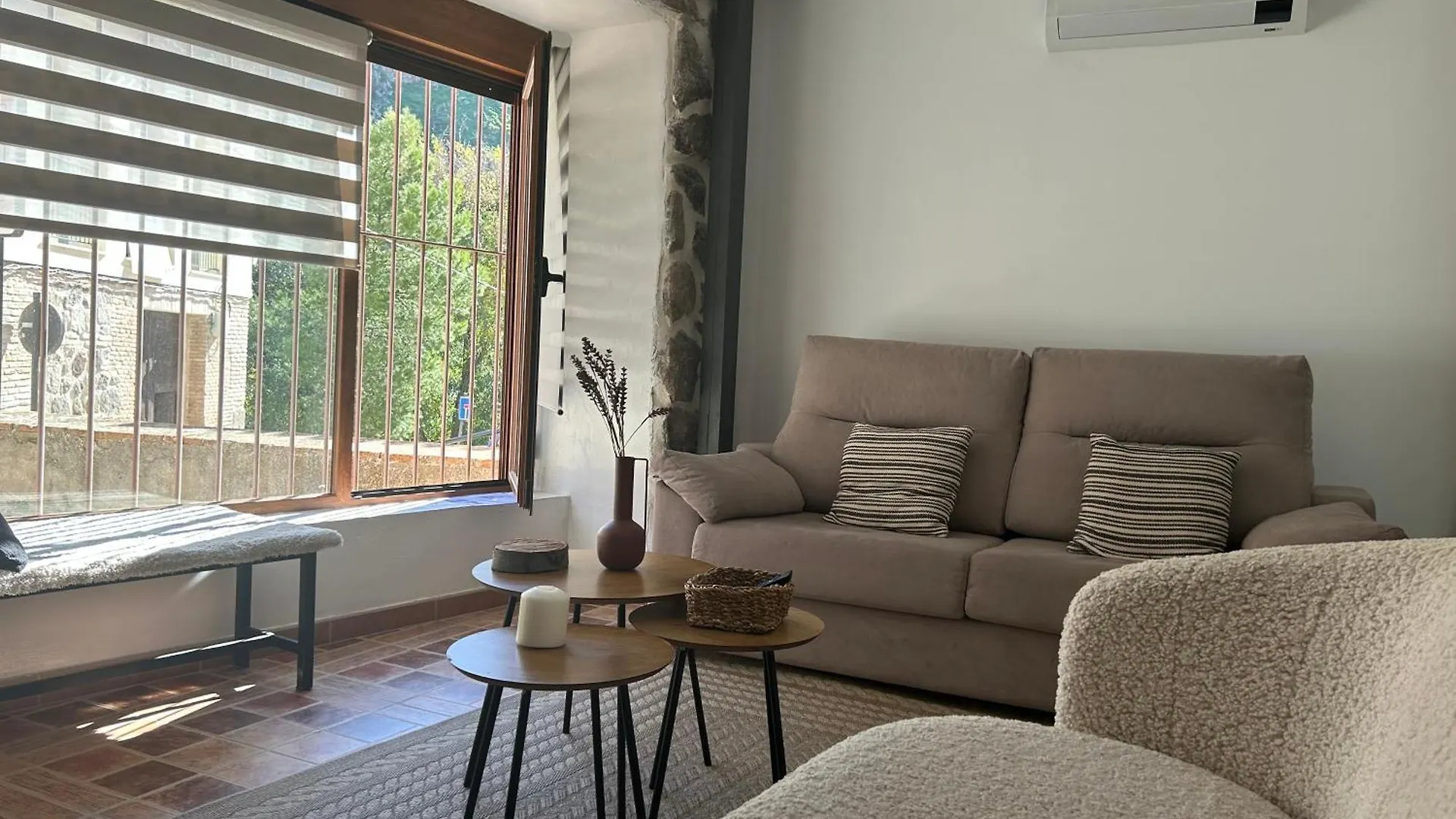 Apartment Alojamiento Retama Toledo